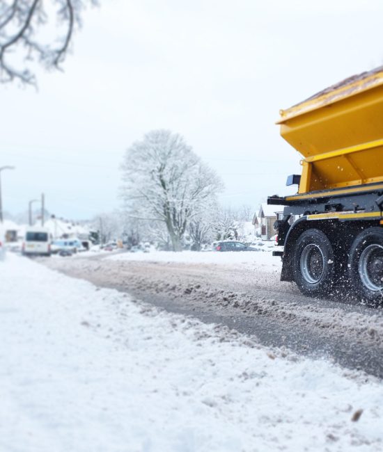 truck-road-winter truck-road-winter